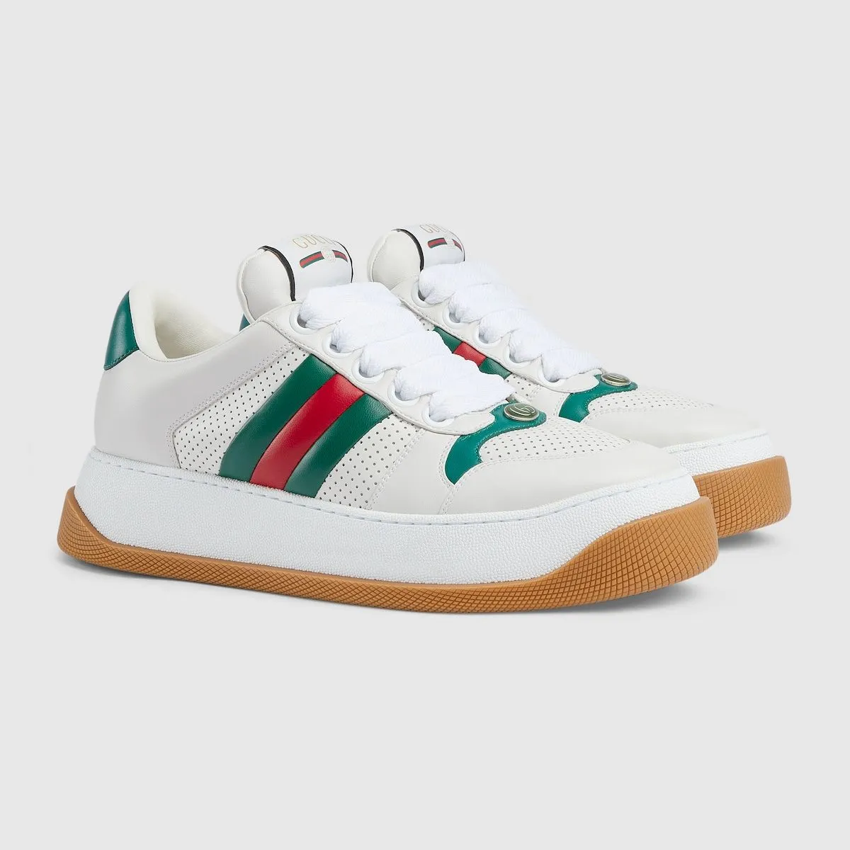 P700 Original item Private mold opening Gucci New Screener series Couple style Chubby Bread shoes Small dirty shoes Fatty Double G Casual sneakers Original purchase Development Original purchase Development Screener series sneakers are inspired by the classic sneakers of the 1970s, named after the defensive action in sports. They are decorated with striped webbing on the side and embellished with retro Gucci logos. These sneakers are made of GG canvas. Purple leather details add depth to the piece with sharp contrast, and the details are fuller. Exquisite packaging at the delivery counter Fabric: Original imported cowhide + double G fabric Lining: Original customized cowhide Sole: Original molded TPU outsole Sole thickness: 6CM Size: Women's 35-40 / Men's 39-44
